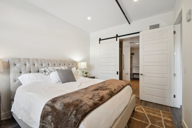 ブラッシュド & ボールド | リノ アート ロフツ