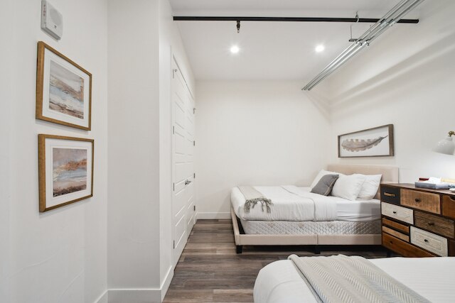 ブラッシュド & ボールド | リノ アート ロフツ