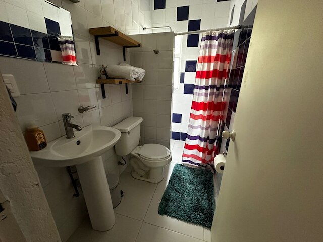 ミティカ近くの部屋