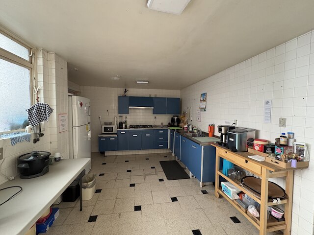 ミティカ近くの部屋