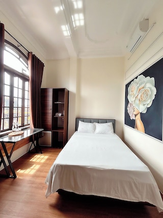 クイーンズモーテル