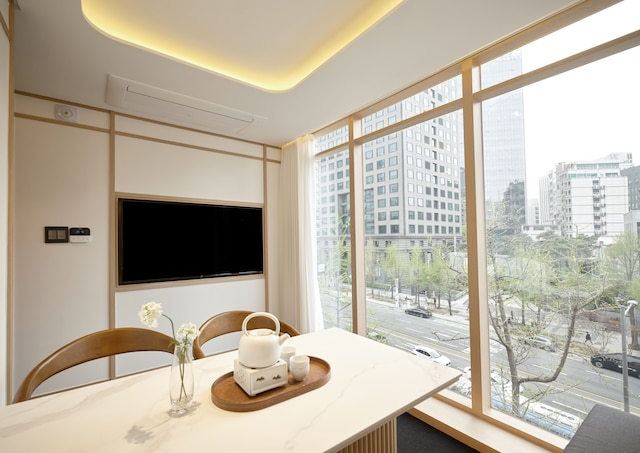 UH Suite Seoul Deoksugung