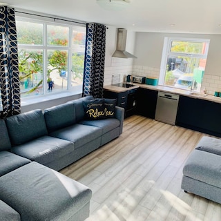 ローワー・ギャザリング - セール - 13人まで宿泊可能