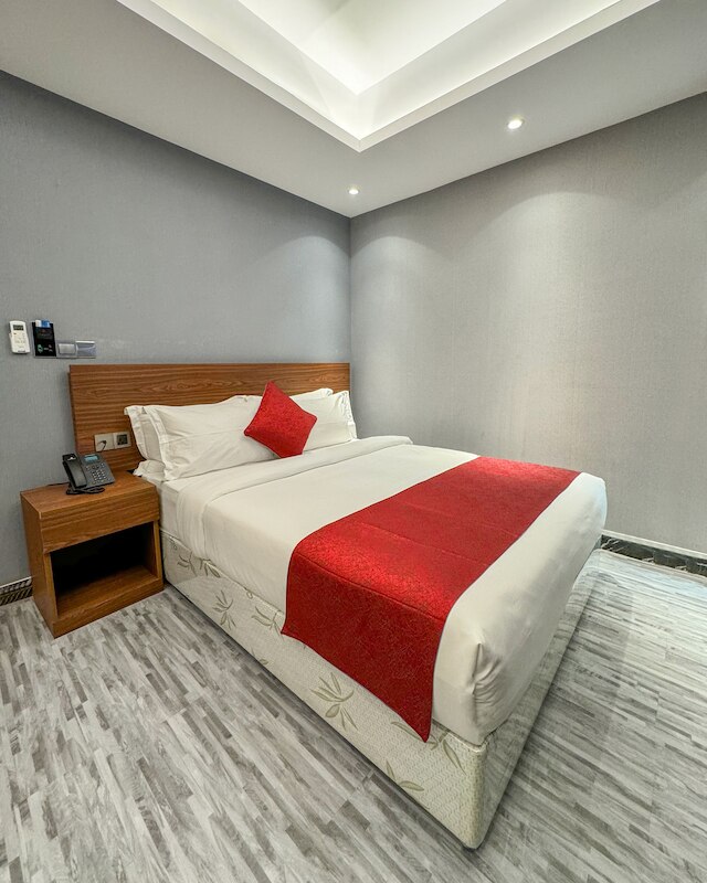 ホテル オムニ レジデンシー バリドハラ