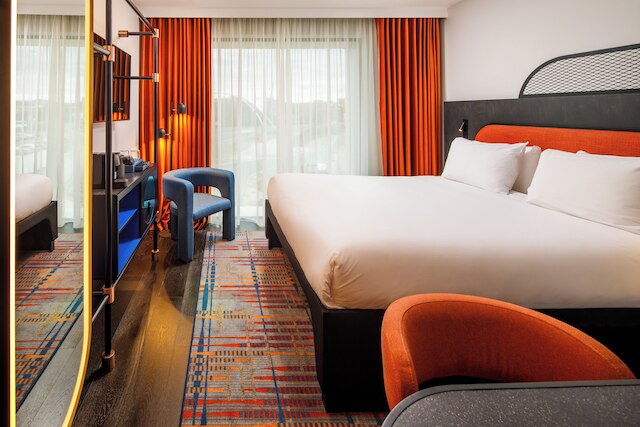 トライブ マンチェスター エアポート