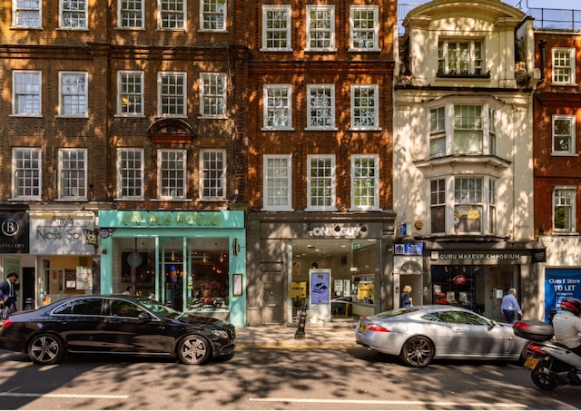 ロンドン イズ ヨーズ 2 ベッドルーム イン ケンジントン