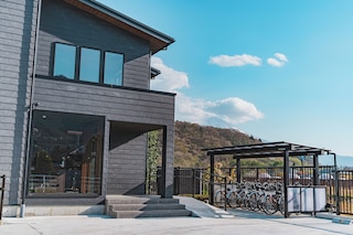 HAOSTAY河口湖美術館前.