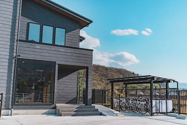 HAOSTAY河口湖美術館前.