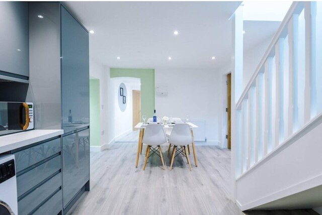 インペリアル ウォー ミュージアム ノース ツー-ベッドルーム バイ ベルヴィラ