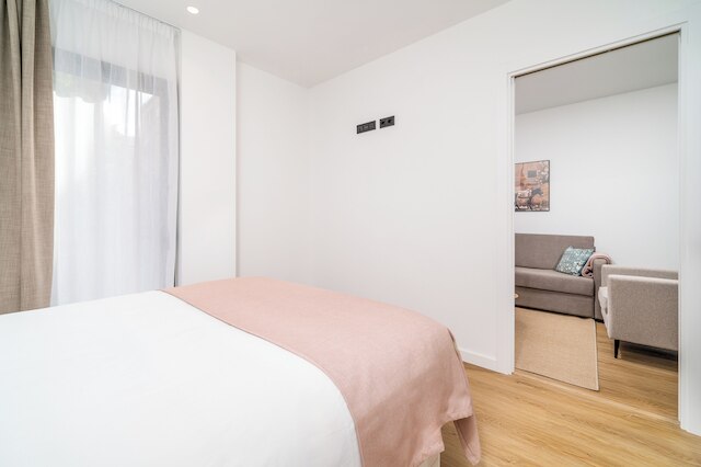 ライムホーム バルセロナ プラサ ピリネウス