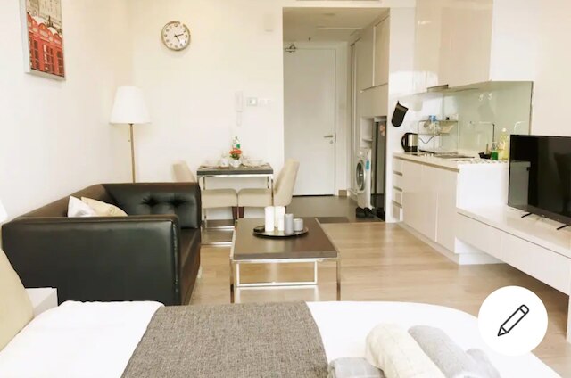 ルーミーによるワンブキットセイロン