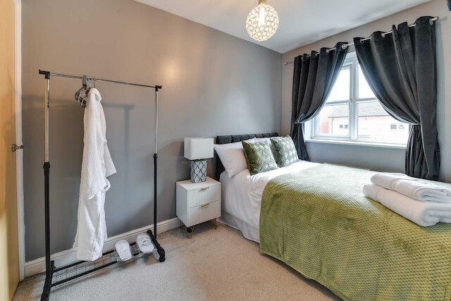 ミドルトン・マンチェスターの魅力的な2ベッドルームの家