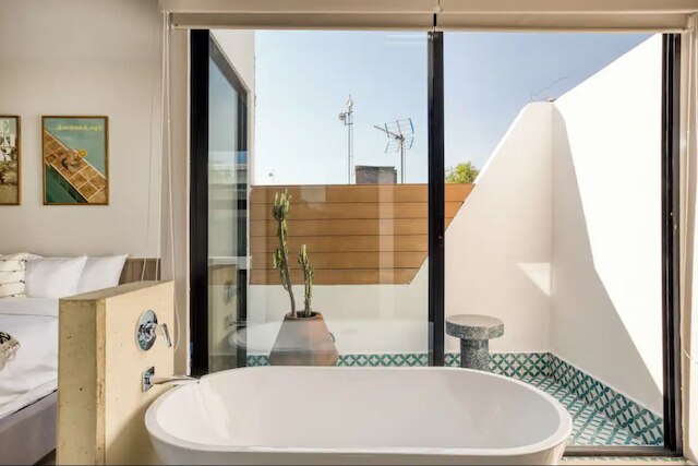 ディナマルカ バイ ミスター W