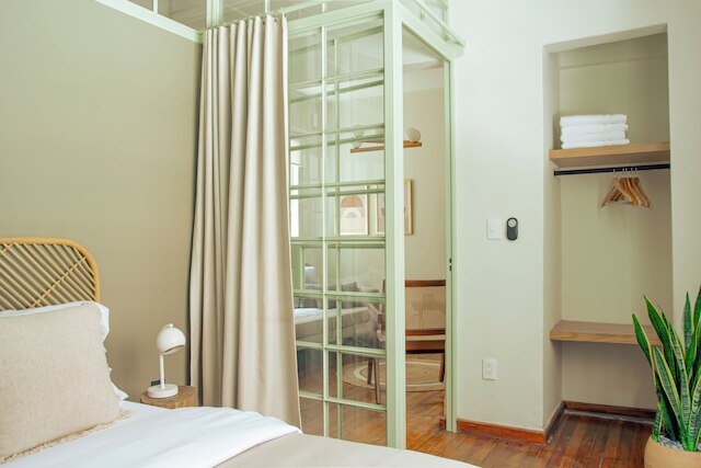 ラレド バイ ミスター W