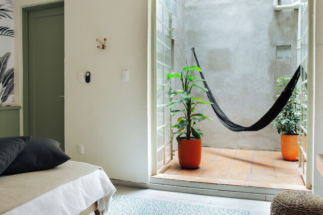 ラレド バイ ミスター W