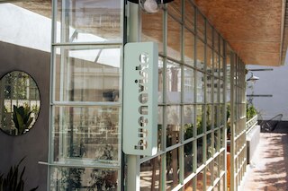 ラレド バイ ミスター W