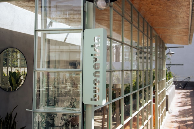 ラレド バイ ミスター W