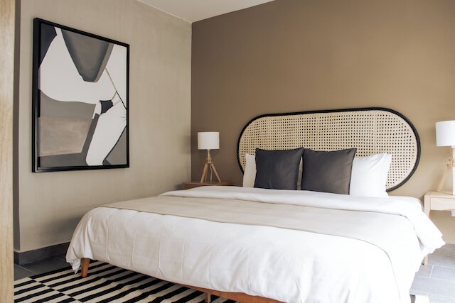 ミネリア 13 バイ ミスター W