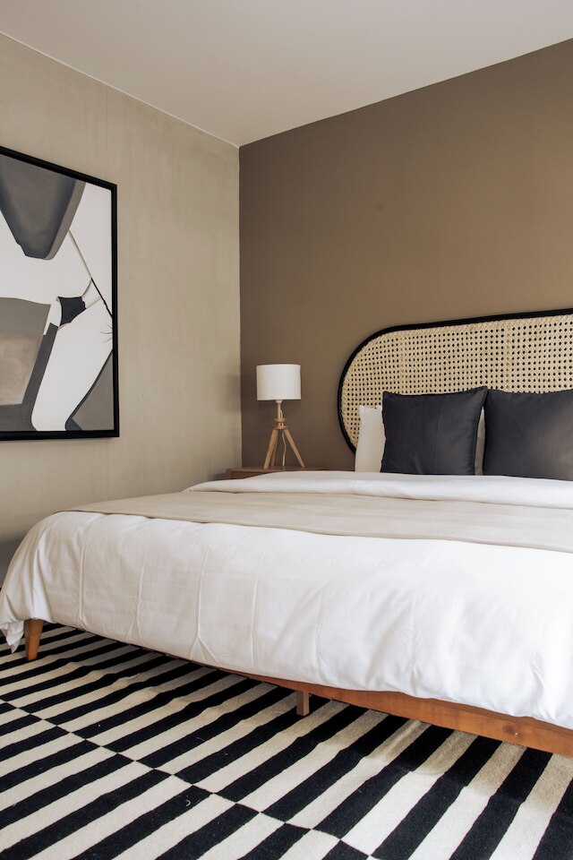 ミネリア 13 バイ ミスター W