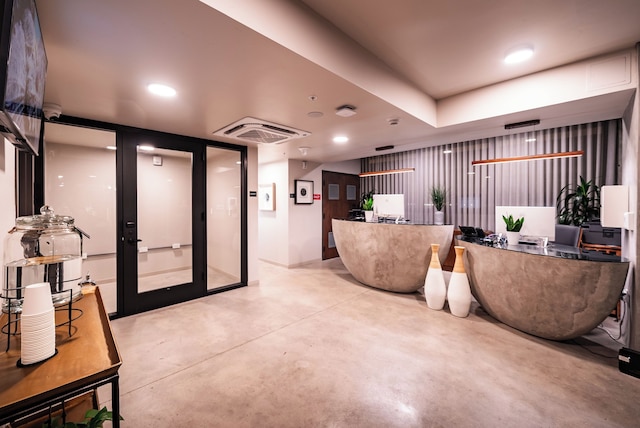 シティ24 オテル リトルイタリー ミッションヒルズ