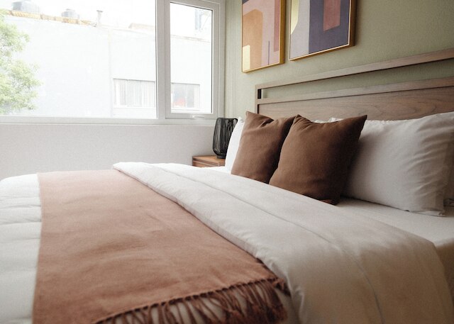 リオ エルバ バイ ミスター W