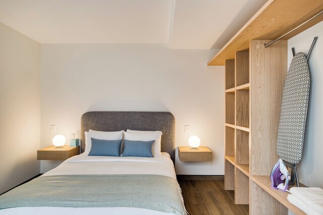 トナラ バイ ミスター W