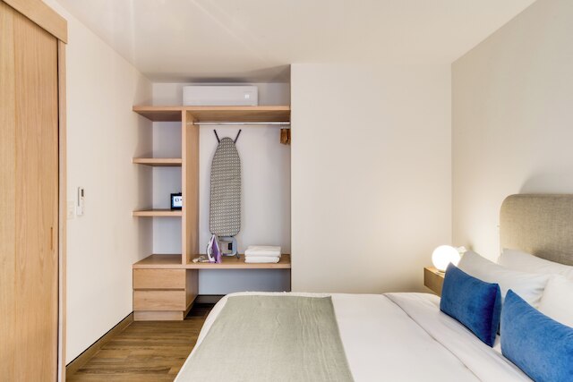 トナラ バイ ミスター W