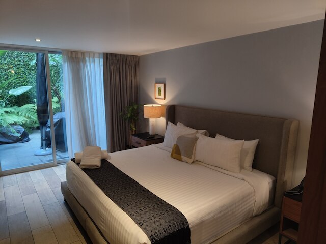 ザモラ バイ ミスター W