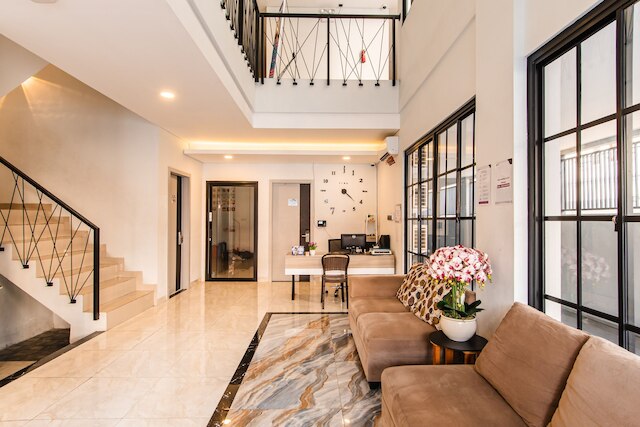 モンゴ マンピール バイ レコマ