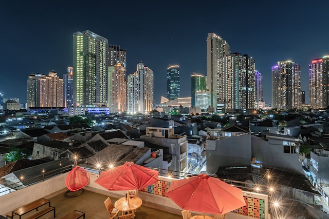 モンゴ マンピール バイ レコマ