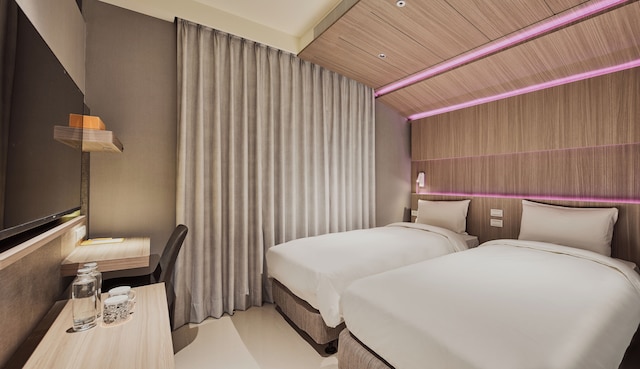 Orange Hotel Ximen Hanzhong