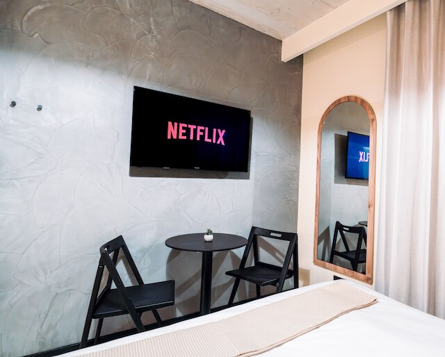 スチュアート ルームズ バイ Zzzing