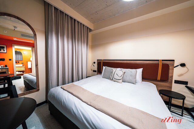 スチュアート ルームズ バイ Zzzing