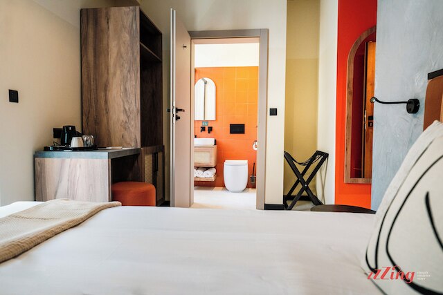 スチュアート ルームズ バイ Zzzing