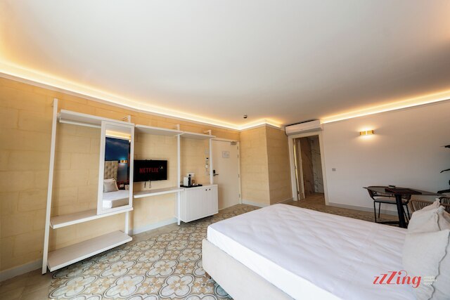 モスタ ステイズ