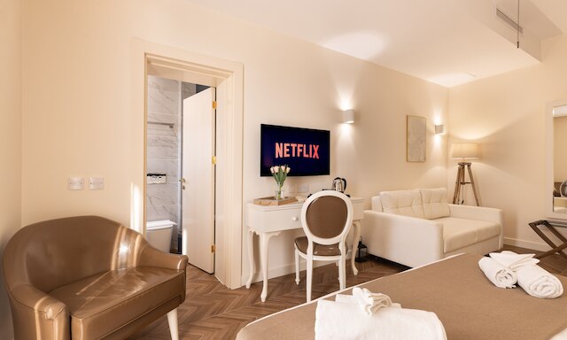 エル ドリス ブティック リビング