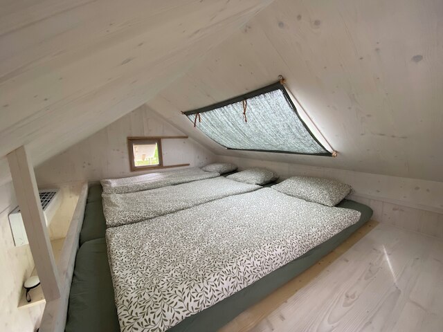 キャンプ ヅバン