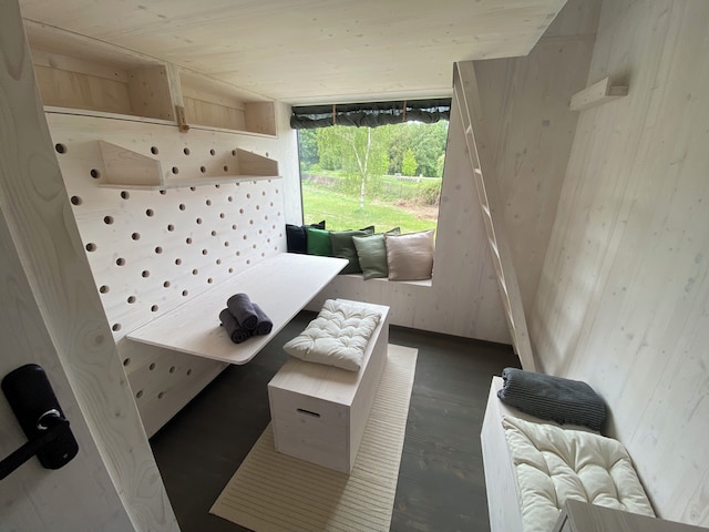 キャンプ ヅバン