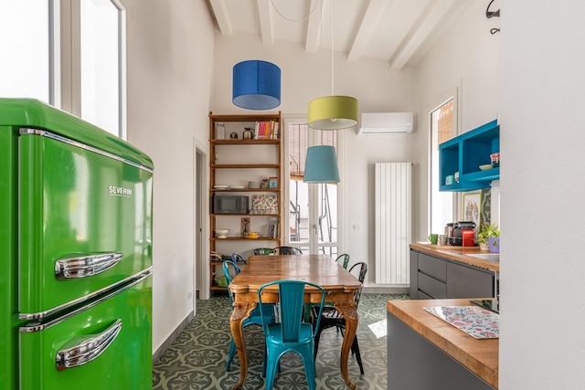 ウナ テラッツァ ス ヴィア カルデライ バイ ワンダフル イタリー