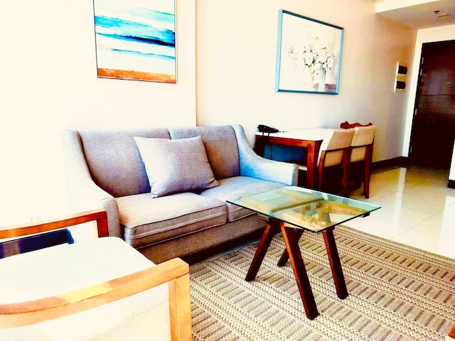 ラグジュアリー 1BR 55sqm 1 パシフィック マクタンニュータウン