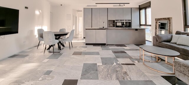 マットモン コーエン クォーツ イン テルアビブ-ヤフォ