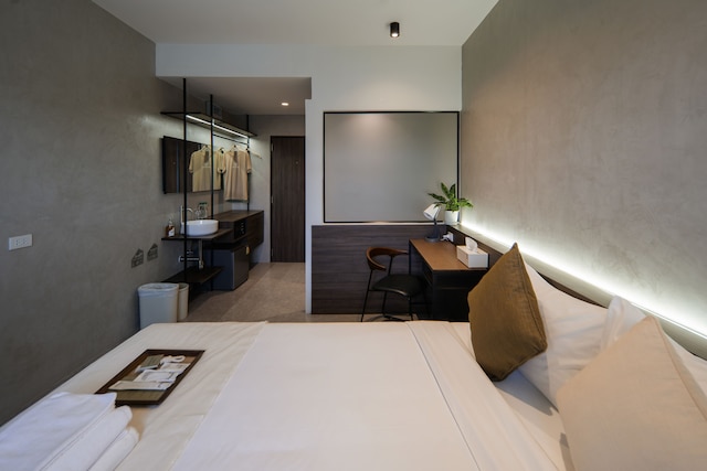 C'HOUSE バンコク