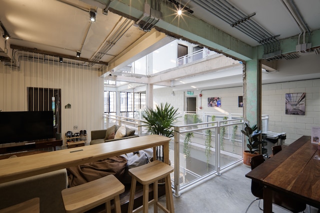 C'HOUSE バンコク