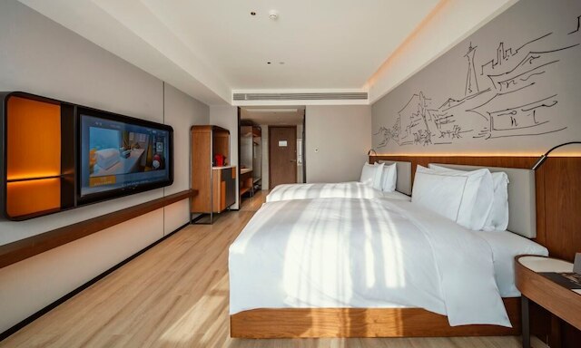 UrCove by HYATT Chengdu Wenshu Monastery