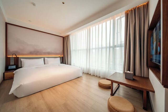 UrCove by HYATT Chengdu Wenshu Monastery