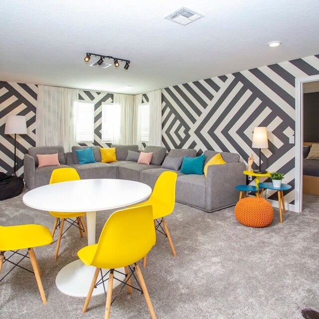 4577 スタニング 7BD ホーム