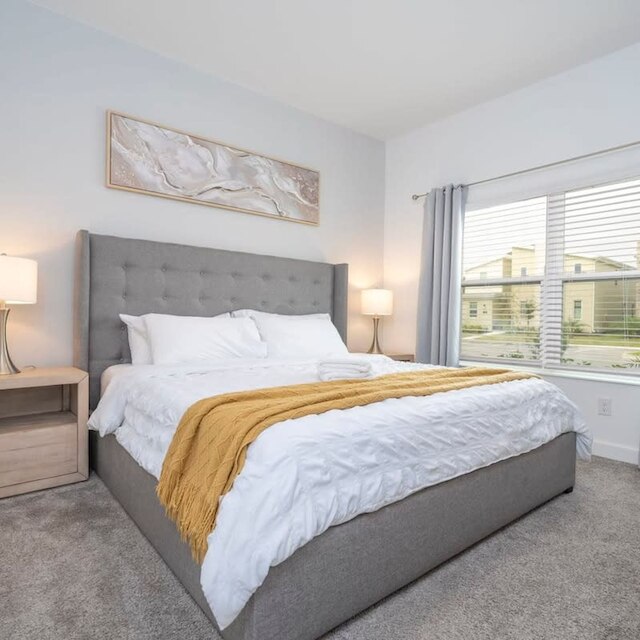 2941 モダン 4BD アット ストーリー レイク