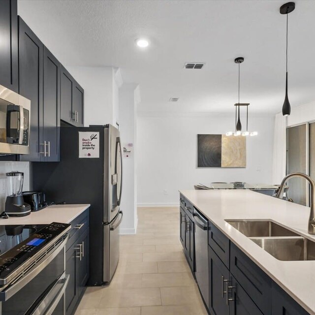 2464 オーサム 4BD タウンハウス ロケーテッド アット ストーリー レイク