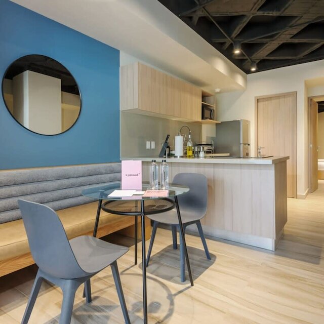 ラブリー 2BR ニア ポランコ