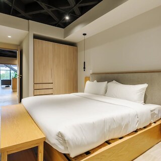 ラブリー 2BR ニア ポランコ